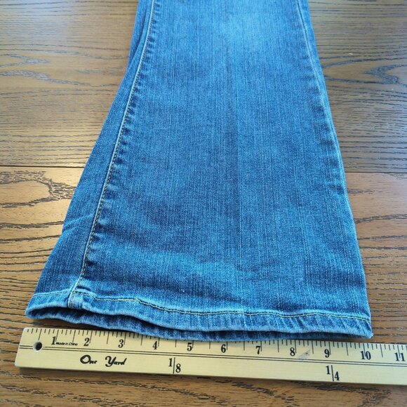 Vintage Y2K Levi’s 519 Flare Jeans Women’s Sz 13 Long Stretch Slim Fit Mid rise - Picture 15 of 15